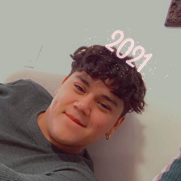 Profile Picture of Mathew Rivera (@mrivera0886) on Poshmark