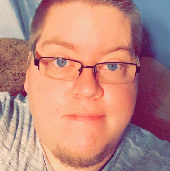 Profile Picture of Jacob Ashby (@jake_9009) on Poshmark