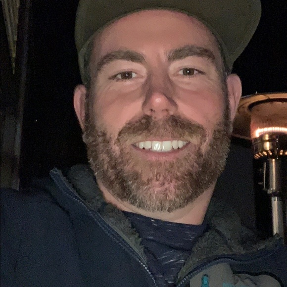 Profile Picture of Brad Knerr (@bknerr) on Poshmark