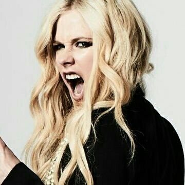 Profile Picture of Avril Lavigne Turkey (@AvriLavigneTUR) on Twitter