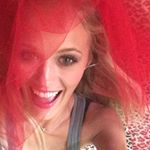 Profile Picture of becky_tutor (@becky_tutor) on Instagram