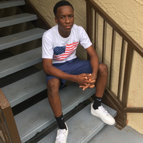 Profile Picture of Jordan Wallace (@jordan089) on Poshmark