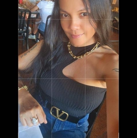 Sharon Doolittle - Poshmark Profile Picture of Sharon Doolittle (@fatcatratsmeouw) on Poshmark