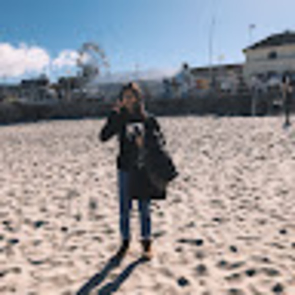 Profile Picture of Jillian Wong (@jillwong) on Poshmark