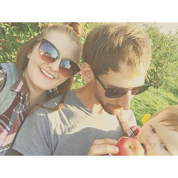 Profile Picture of Ellen Puszkiewicz (@mellen2840) on Poshmark