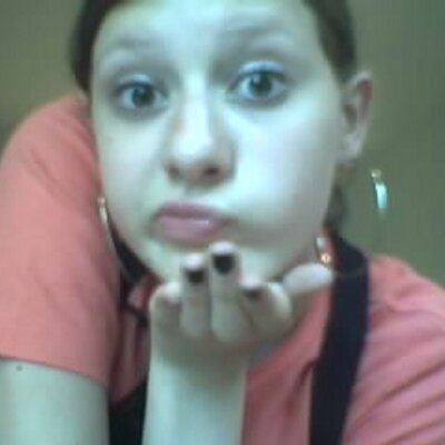 Profile Picture of Lara Gardner (@germangirl007) on Twitter