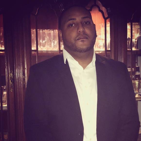 Profile Picture of Rueben Wood (@ruebenwood) on Poshmark