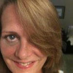 Profile Picture of Tomi Moore (@tomimoore) on Instagram