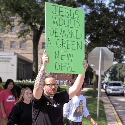 Profile Picture of Jonathan Barker (@AngelicRadical) on Twitter