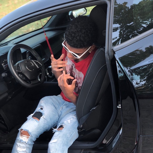 Profile Picture of Ray Maxwell (@rcm2013) on Poshmark