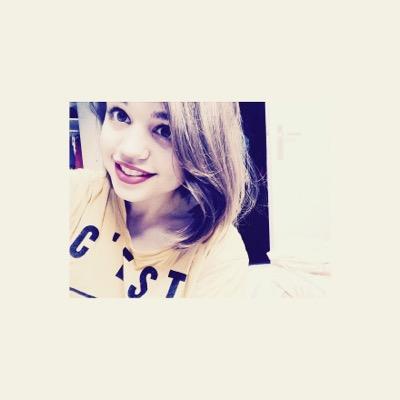 Profile Picture of Djarnee (@DaphneSimon) on Twitter