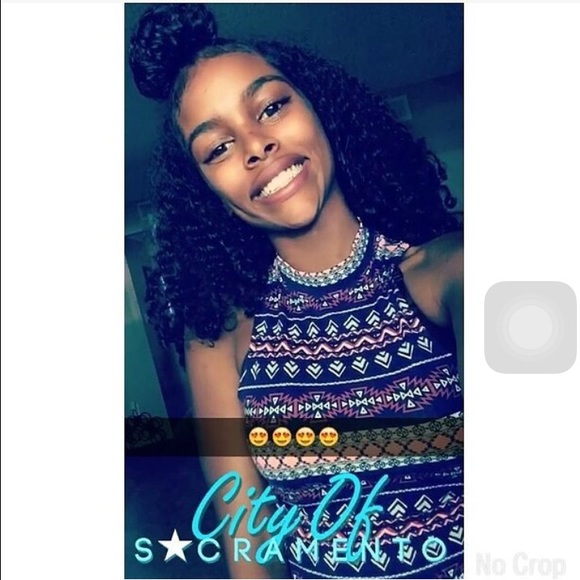Profile Picture of Dioni David (@dionimariee) on Poshmark