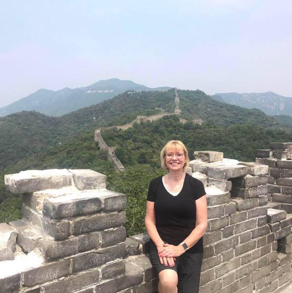 Profile Picture of Kathy Brodahl (@kbrodahl) on Poshmark