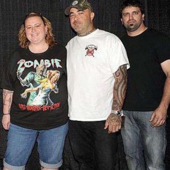 Profile Picture of Lisa Sivers (@raven7468) on Poshmark