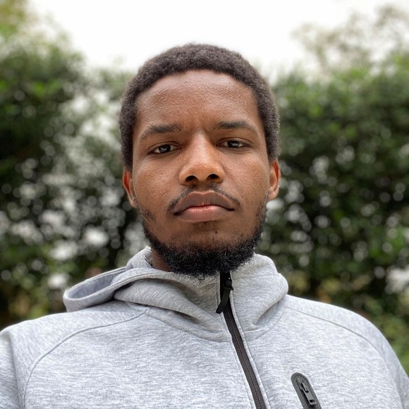 Profile Picture of Ahmed Salih (@skins4now) on Poshmark