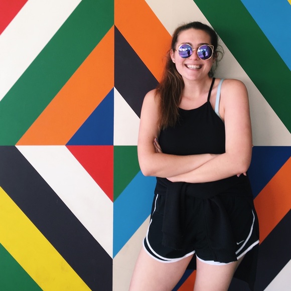 Profile Picture of Jillian Osheroff (@jilliandana) on Poshmark