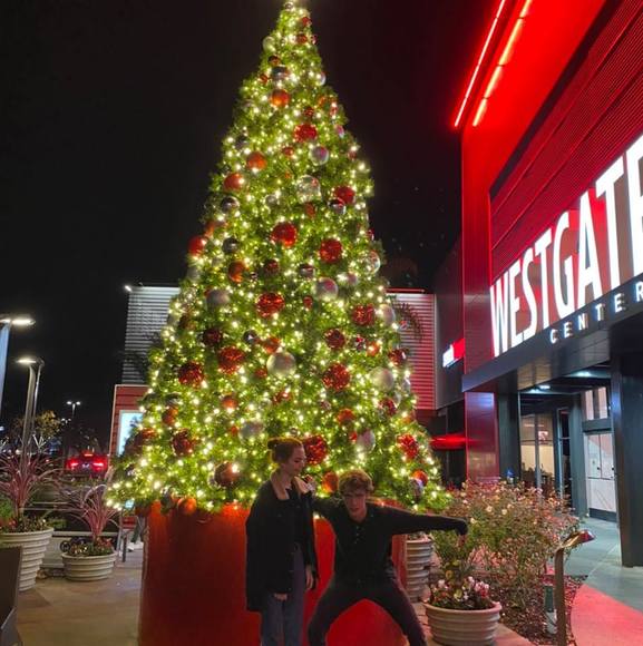 Profile Picture of Zachary Mcgunagle (@zmcgunagle) on Poshmark