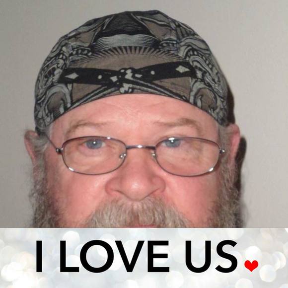 Profile Picture of Phillip Vanpool (@phillipvanpool) on Poshmark