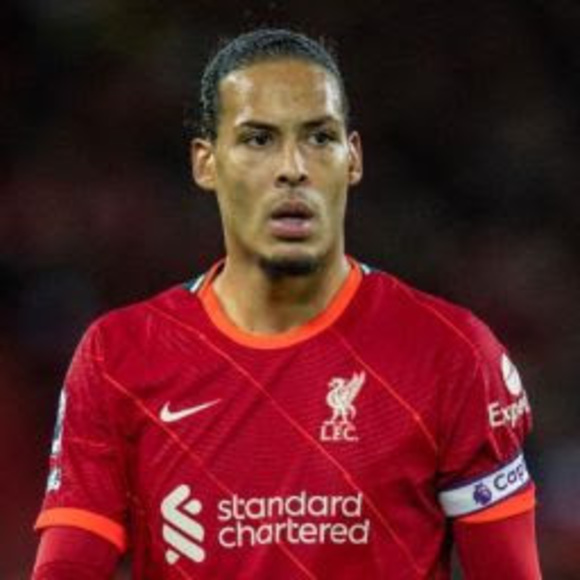 Profile Picture of Cedre Kalenga (@cedrekalenga) on Poshmark