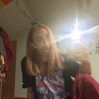 Profile Picture of Aimee McCann (@AimeeMcCannn) on Twitter