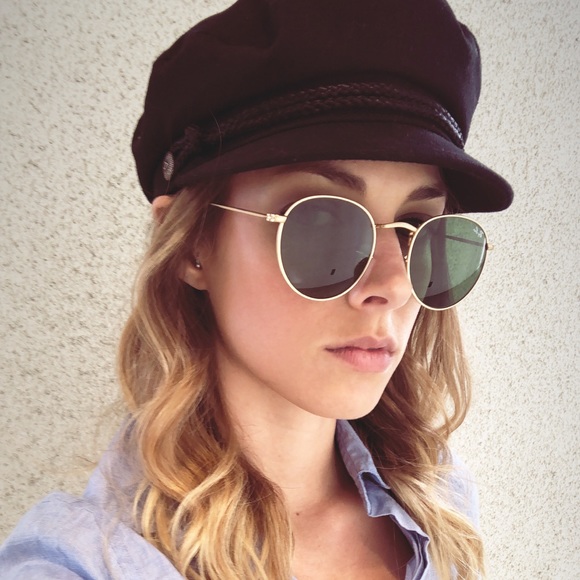 Profile Picture of Leah Dorenfeld (@ldor) on Poshmark