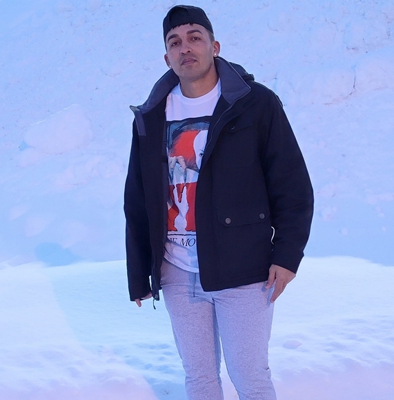 Profile Picture of Emilio Vieito fonseca (@vieitofonsecae) on Poshmark