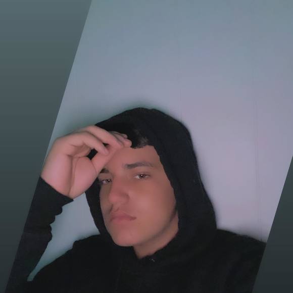 Profile Picture of Luis Mayorga (@luismayorga504) on Poshmark
