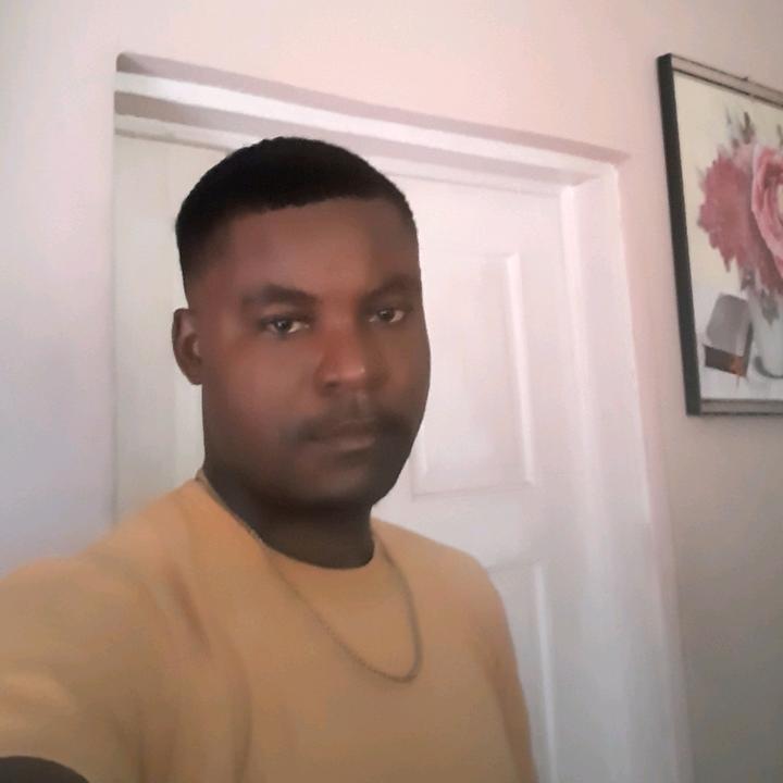 Profile Picture of 🥰🥰🥰LO🥰🥰 (@jeannoellorenz) on Tiktok