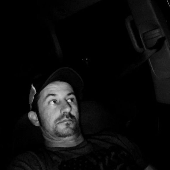 Profile Picture of Shawn Gray (@shawnjengray) on Poshmark