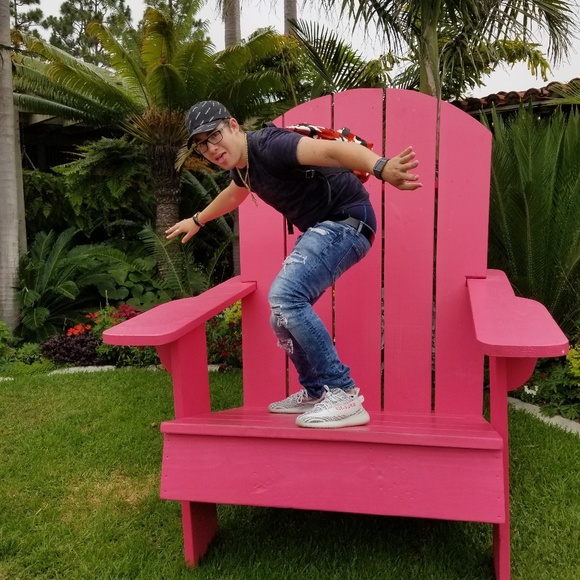 Profile Picture of Matthew Turek (@tembagmatt) on Poshmark