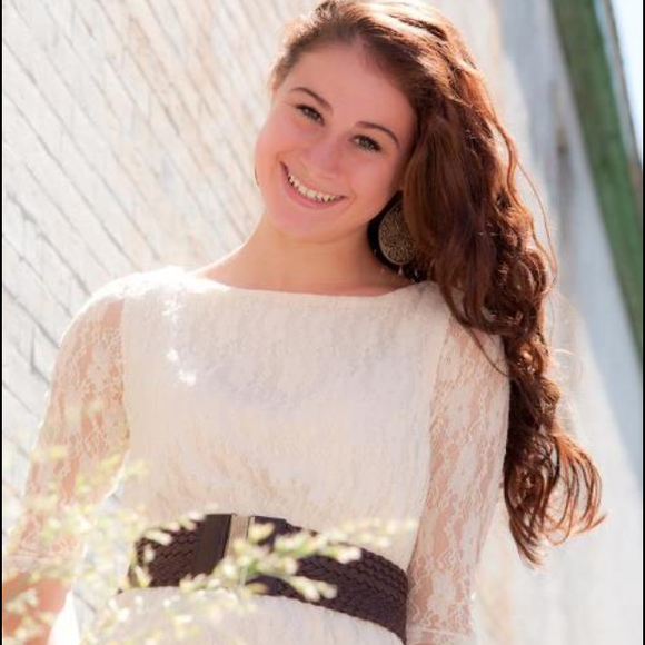 Profile Picture of Mariah Profenno (@hockeybabe87) on Poshmark