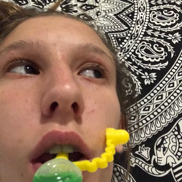 Profile Picture of Sarah Nestor (@sarahnestor) on Poshmark