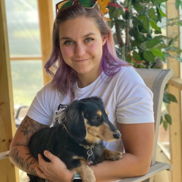 Profile Picture of Meg Blair (@megblair13) on Poshmark