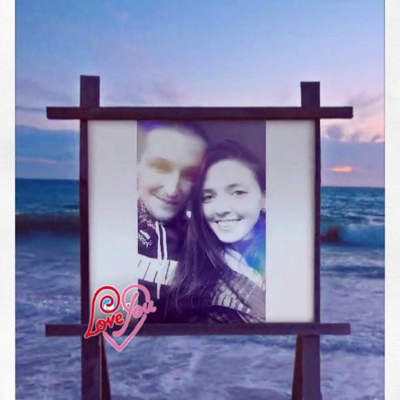 Profile Picture of Christina Ittner (@christinaittner) on Poshmark