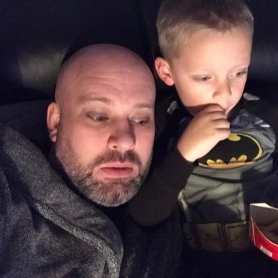 Profile Picture of Chris Lyall (@Lizlekicks) on Twitter