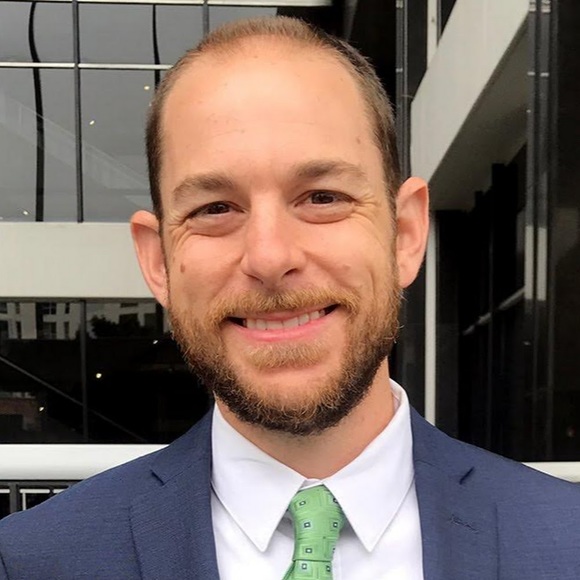 Profile Picture of Brian Rosenbaum (@bdrucla) on Poshmark