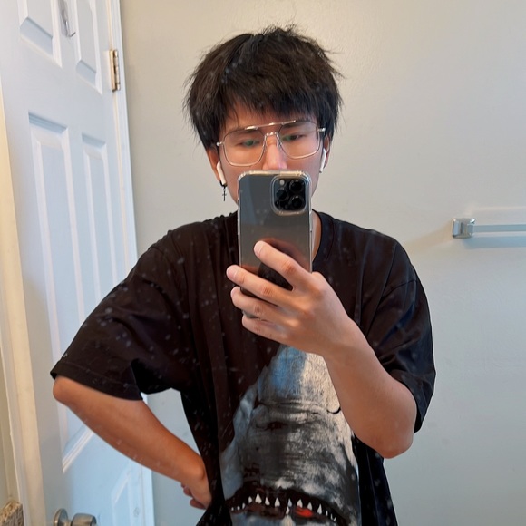 Profile Picture of Pan Alex (@ggg1144735444) on Poshmark