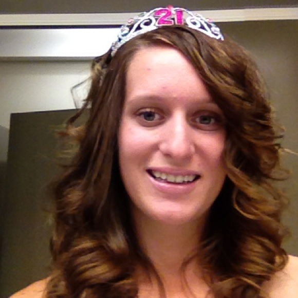 Teahlor Shaffer - Poshmark Profile Picture of Teahlor Shaffer (@teahlorrenee) on Poshmark