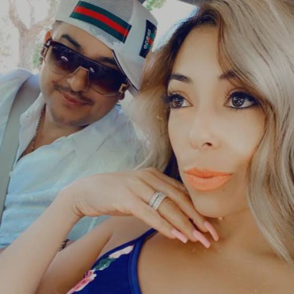 Profile Picture of Dawnelle Magaña (@dawnelle123) on Poshmark