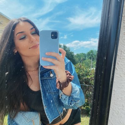 Profile Picture of Crystal Abreu (@crystalabreu11) on Twitter