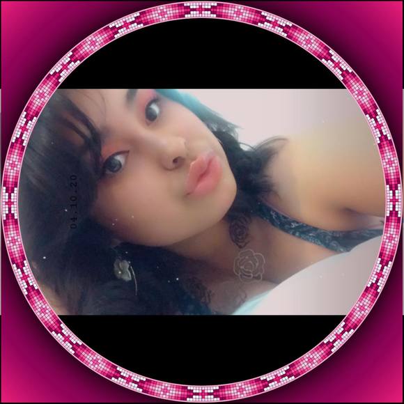 Profile Picture of Jasmine Olson (@jasmineolson) on Poshmark