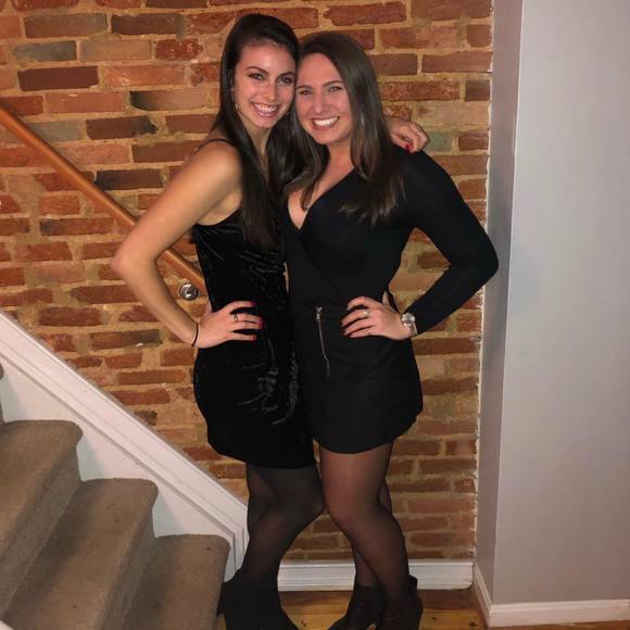 Profile Picture of Amanda Castellano (@amandacastel829) on Poshmark