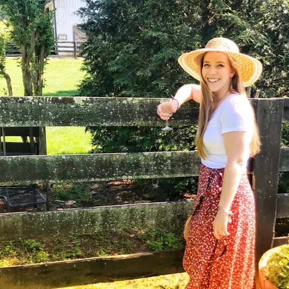 Profile Picture of Cassandra Poulos (@sherlockedceej) on Poshmark