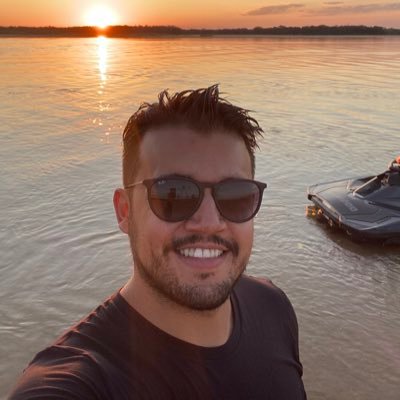 Profile Picture of Adrian Barbosa (@Adrianbarboza) on Twitter