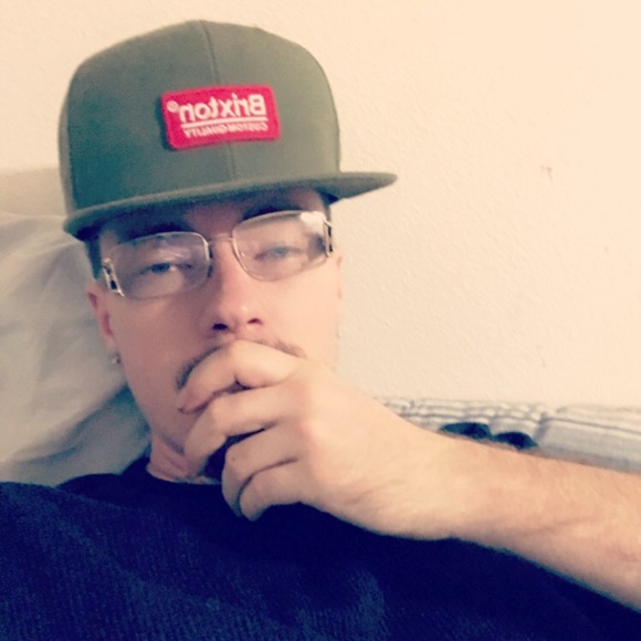 Profile Picture of Aaron Bergeron (@aaron6191) on Poshmark