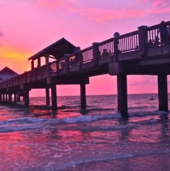 Profile Picture of Michelle Gossling (@mgossling110) on Poshmark