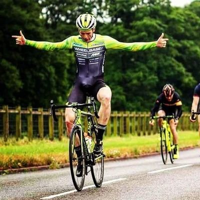 Profile Picture of David Bates (@RouleurDave) on Twitter