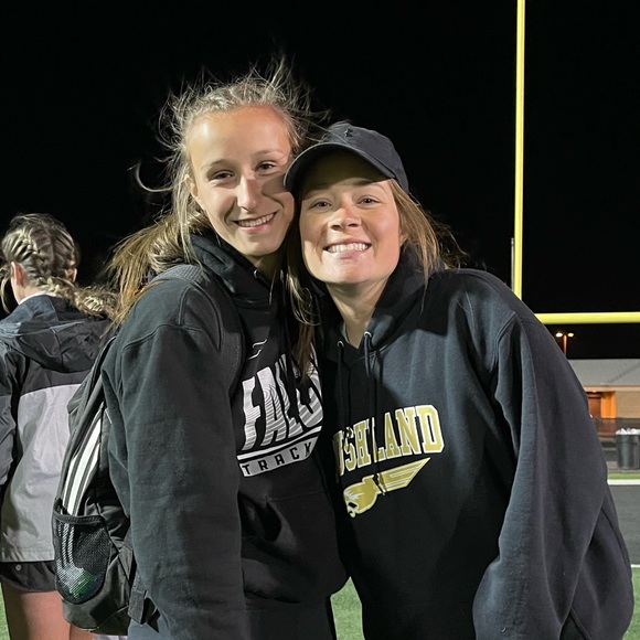 Profile Picture of Ashby Graham (@ashbygail13) on Poshmark