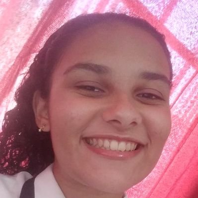 Profile Picture of Danielle Tolêdo (@DanielleToldo1) on Twitter