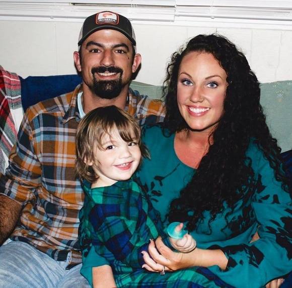 Profile Picture of Chrissy Marion (@cma0609a) on Poshmark